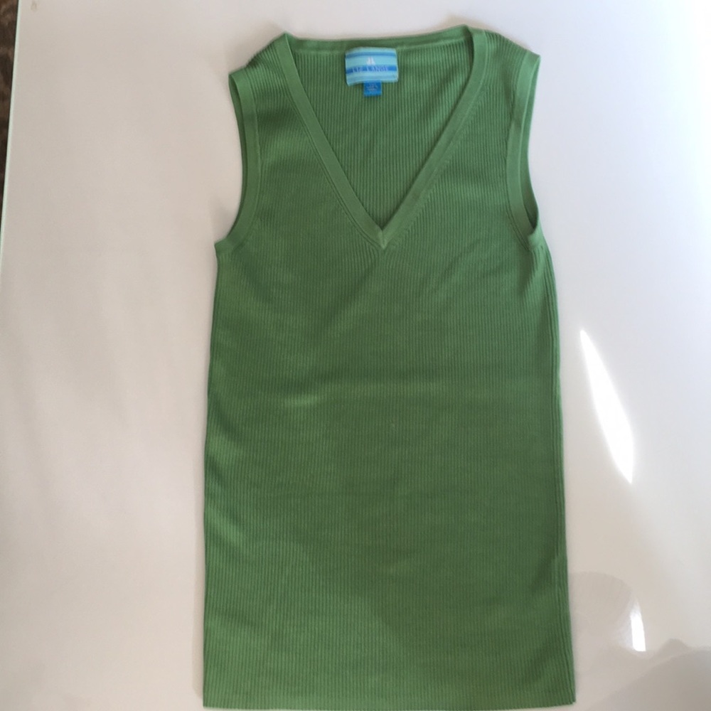 [Liz Lange] Green Sleeveless Top